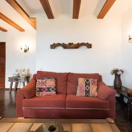 Vivelorural Casa En Grupos Con Piscina Holiday home Arucas