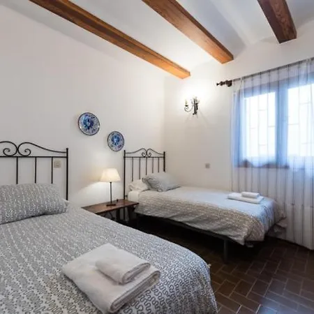 Vivelorural Casa En Grupos Con Piscina * Arucas
