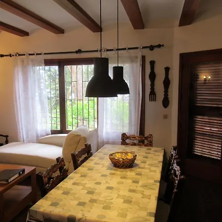 Vivelorural Casa En Grupos Con Piscina Holiday home