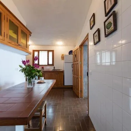 Casa vacanze Vivelorural Casa En Grupos Con Piscina *