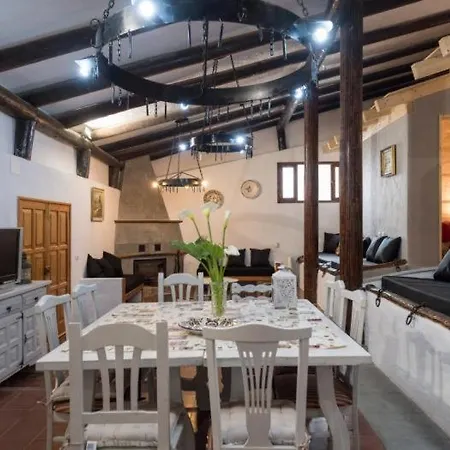 Vivelorural Casa En Grupos Con Piscina